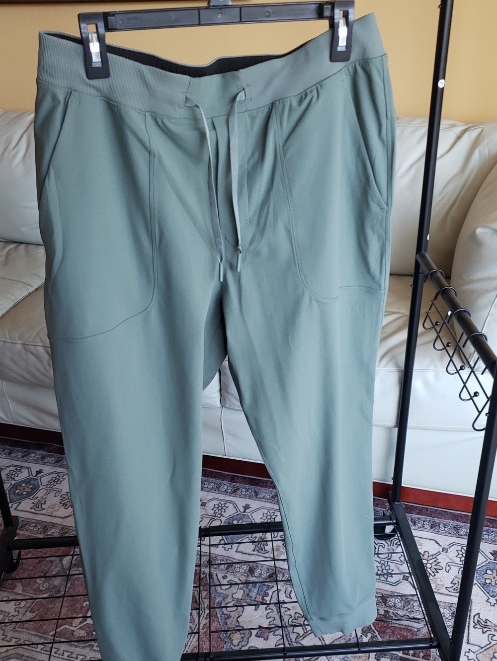 lululemon  Men's ABC Joggers -